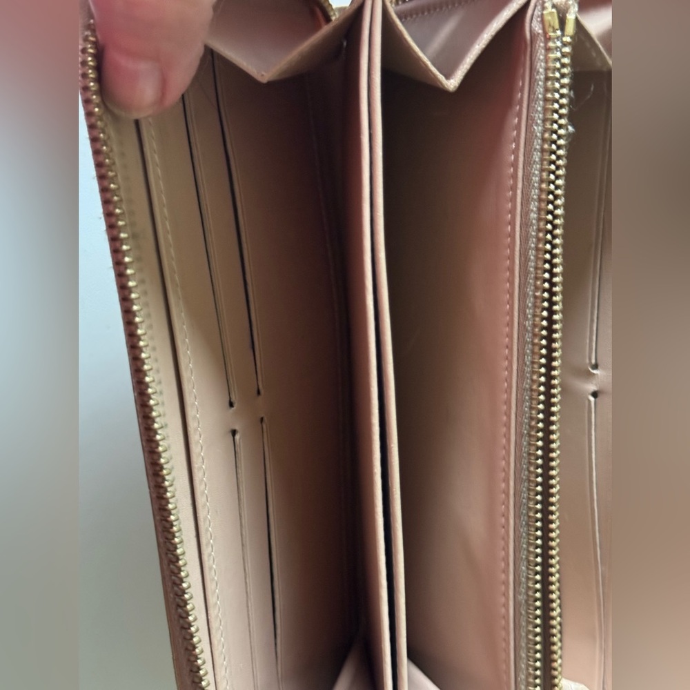 LOUIS VUITTON Zippy Wallet Vernis Noisette - Picture 5 of 12